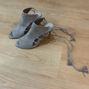 Lord & Taylor “424 FIFTH” 7.5- 37.5